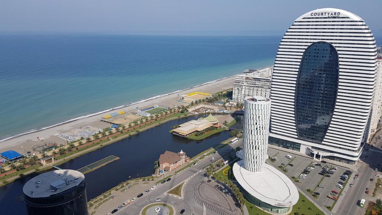 Отель Orbi Батуми Экстерьер фото
