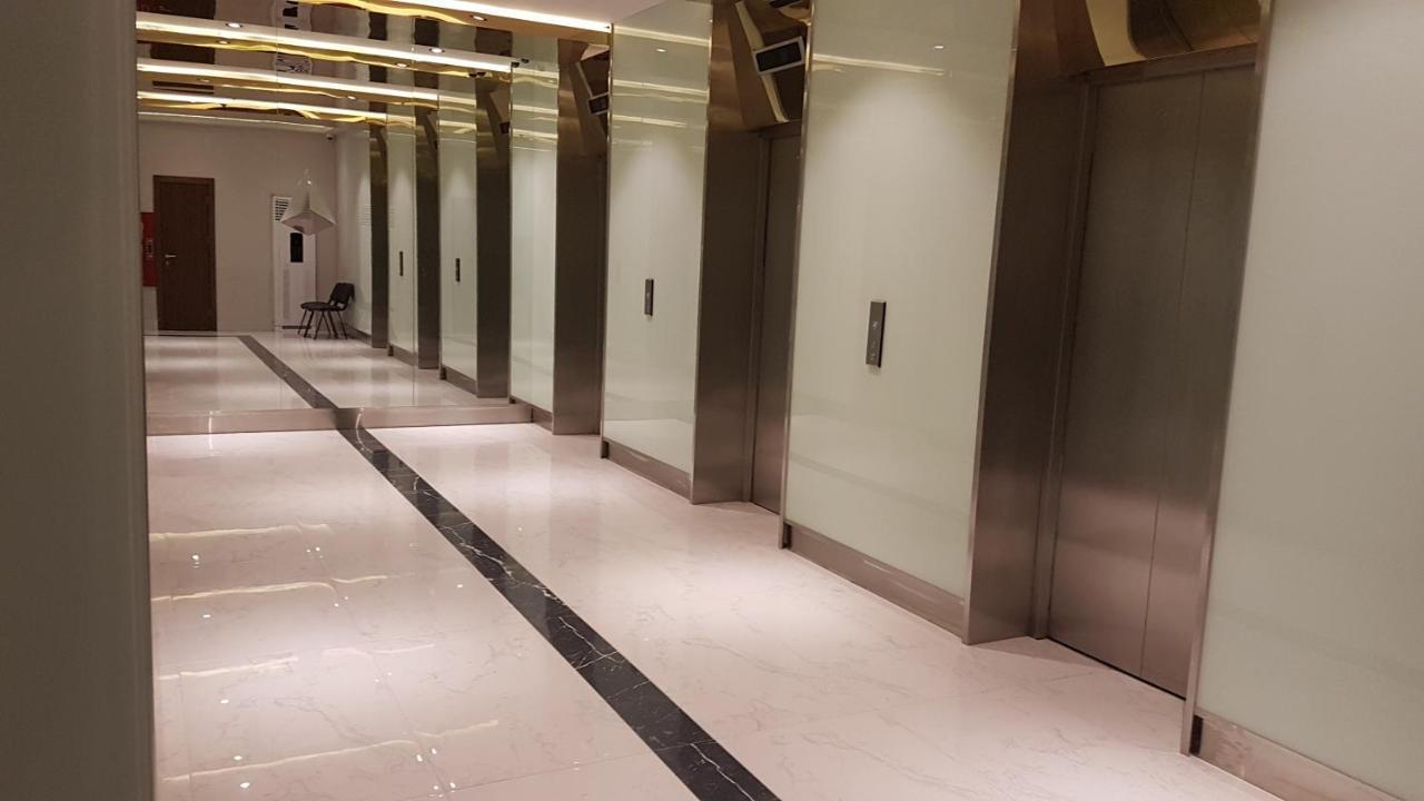 Отель Orbi Батуми Экстерьер фото